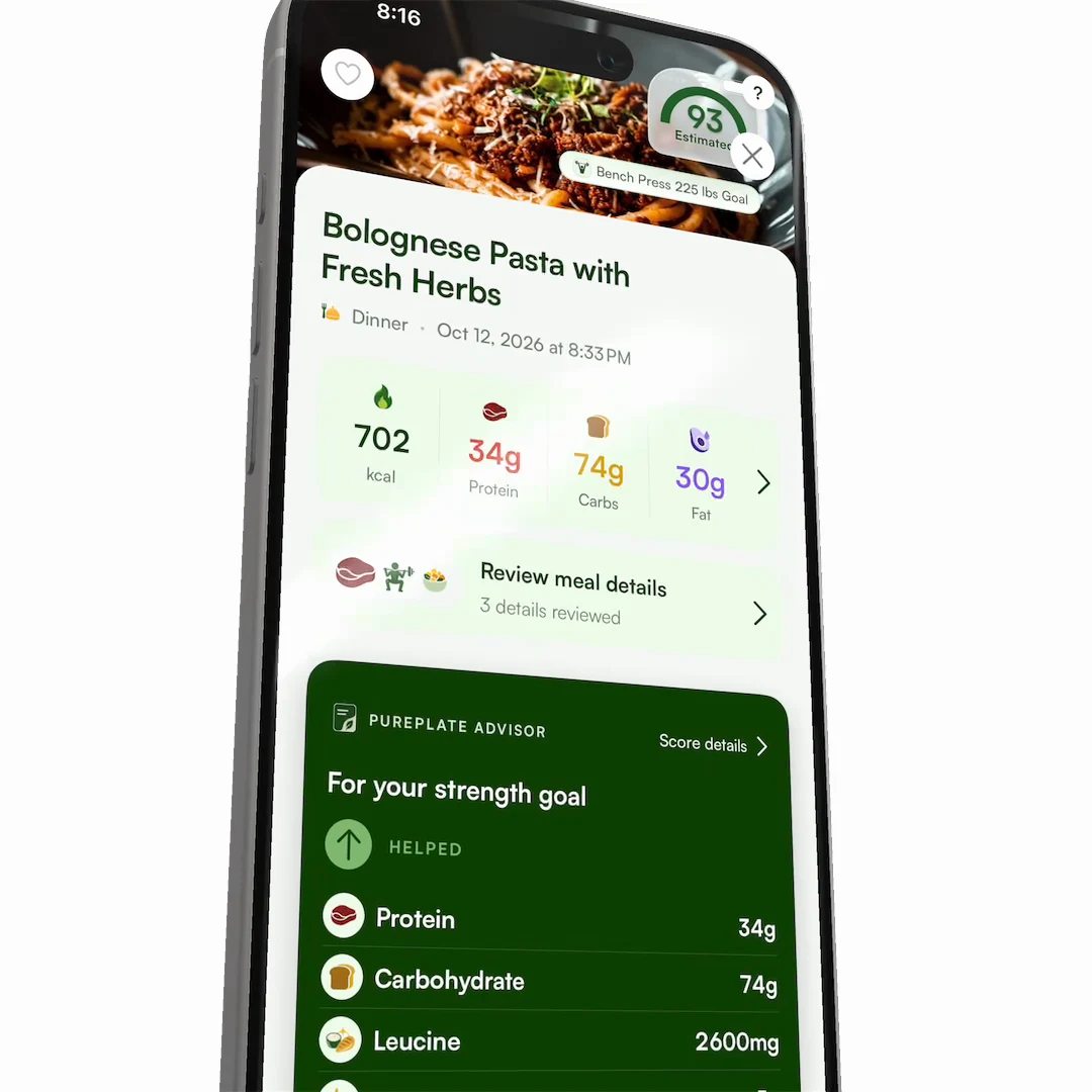 Close-up of the real PurePlate Bolognese meal, its score and macros in an iPhone mockup.